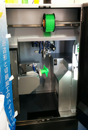 The ENOMOTO 3D5X-α 3D printer