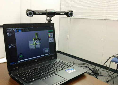 Calibration of the C-Track with the MetraSCAN 750.