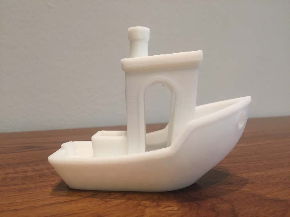 A Benchy 3D printed with the Tiertime UP mini 2 ES.