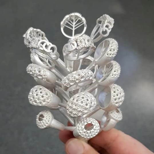 Casted jewelry (3D printing)