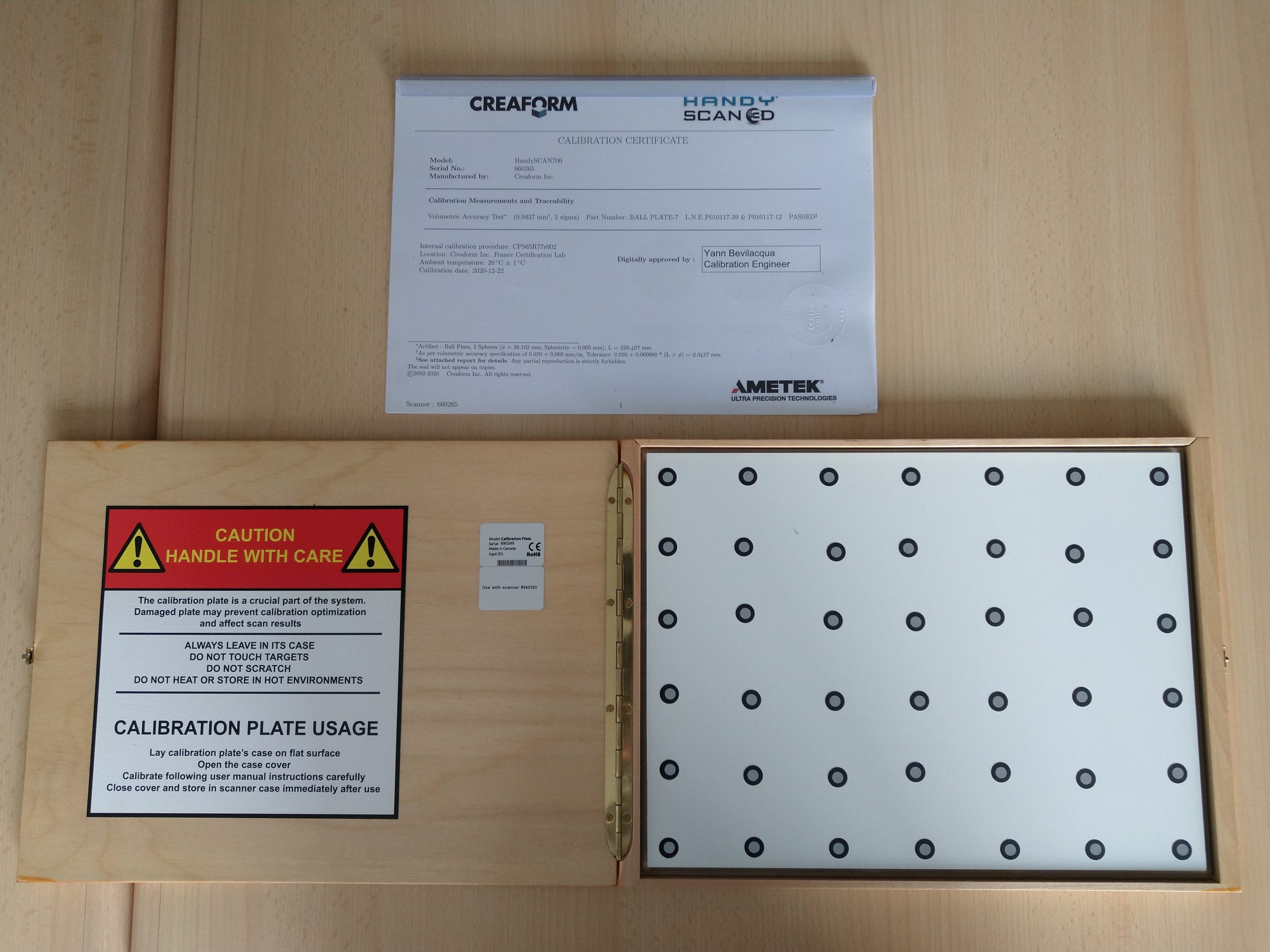 HandySCAN 3D calibration plate